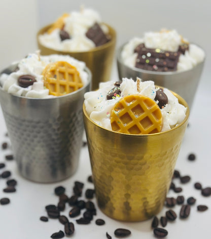 Limited Edition. Cozy Caramel Latte Sojawas kaars