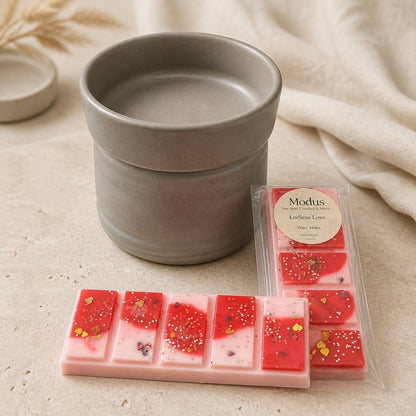 Wax Brander grijs met minimalistisch design - Modus Candles & More