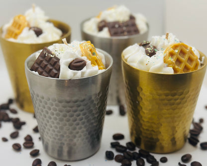 Limited Edition. Cozy Caramel Latte Sojawas kaars